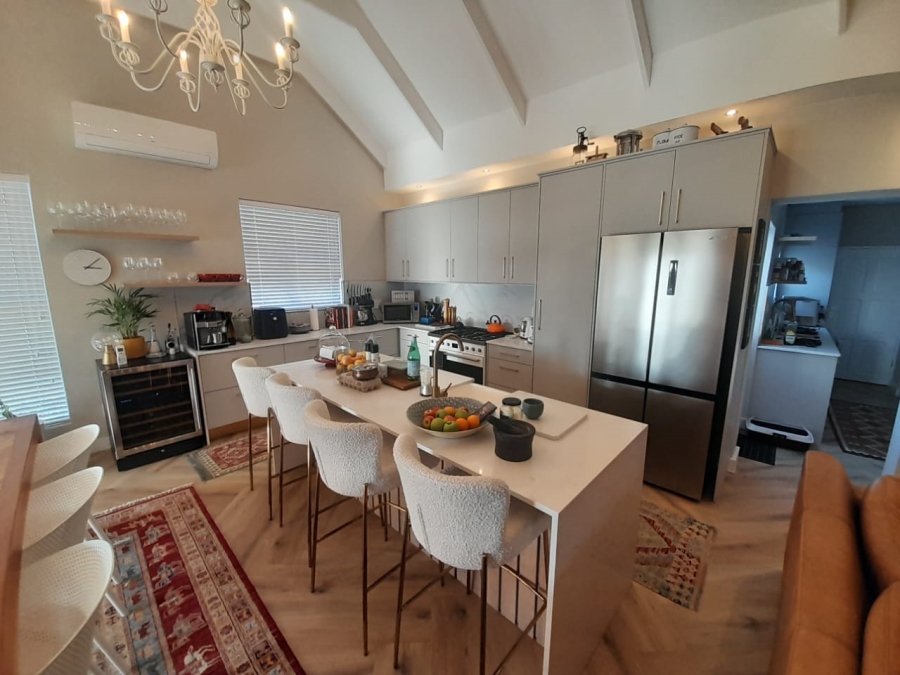 To Let 4 Bedroom Property for Rent in Croydon Vineyard Estate Western Cape